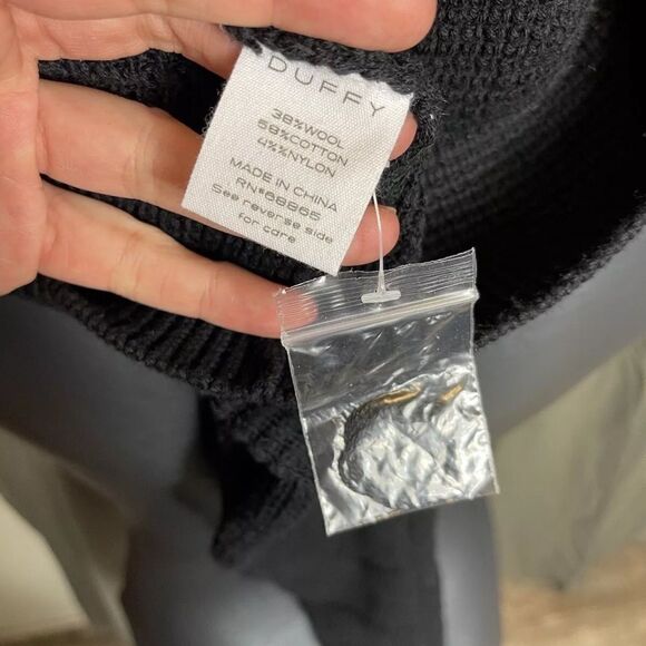 Duffy NWOT Wool Blend Black Long Sleeve Womens Sweater Shirt Top Size Small - Picture 2 of 6